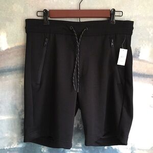 NWT Aero Men’s Jogger Short Classic Fit 9” Size Small
